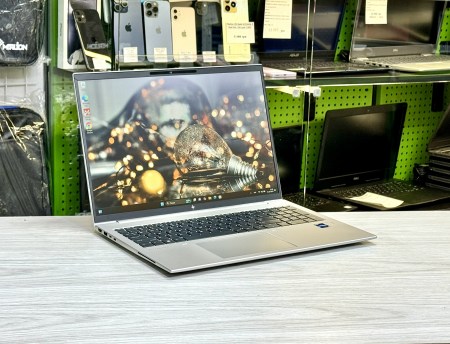 HP Elitebook 860 G10